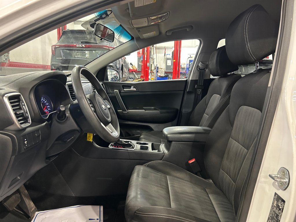 Kia Sportage LX, JAMAIS ACCIDENTÉ, AWD, SIÈGES CHAUFFANTS 2020 à Mirabel, Québec - 9 - w1024h768px