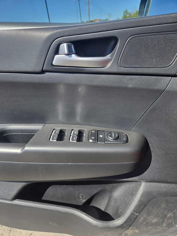 2021 Kia Sportage LX, JAMAIS ACCIDENTÉ, AWD, MAGS, SIÈGES CHAUFFANTS in Mirabel, Quebec - 7 - w1024h768px