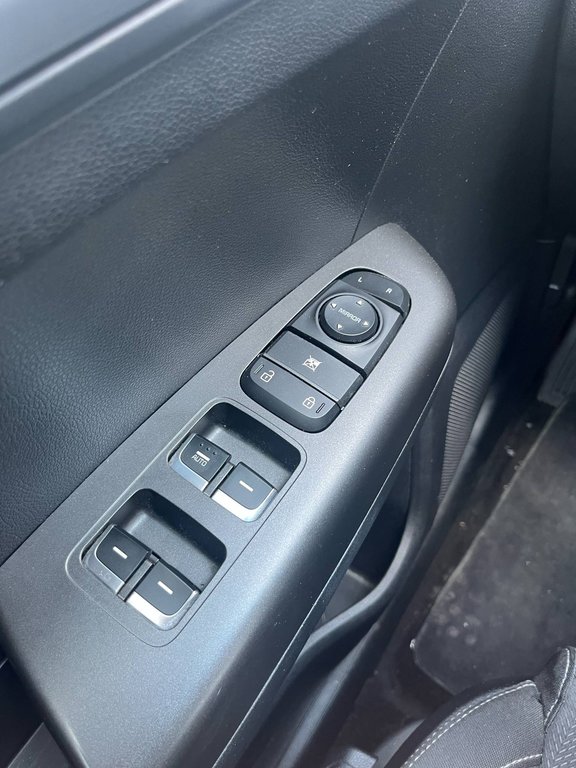 2022 Kia Sportage LX, JAMAIS ACCIDENTÉ, APPLE CARPLAY in Mirabel, Quebec - 7 - w1024h768px