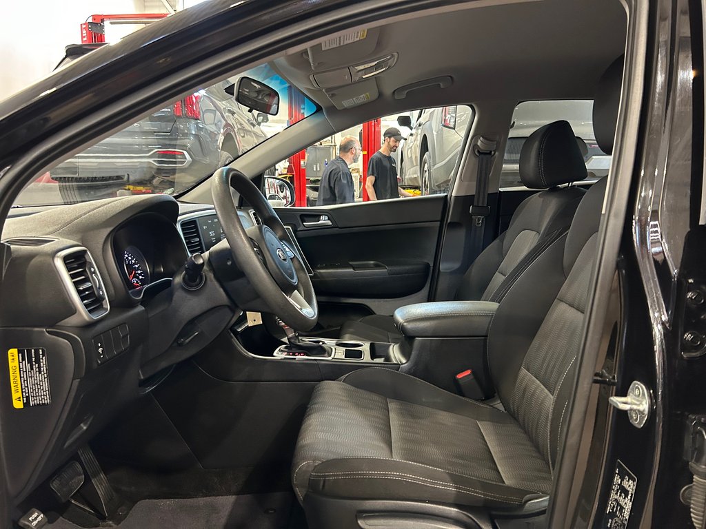 Kia Sportage LX, JAMAIS ACCIDENTÉ, APPLE CARPLAY 2022 à Mirabel, Québec - 9 - w1024h768px