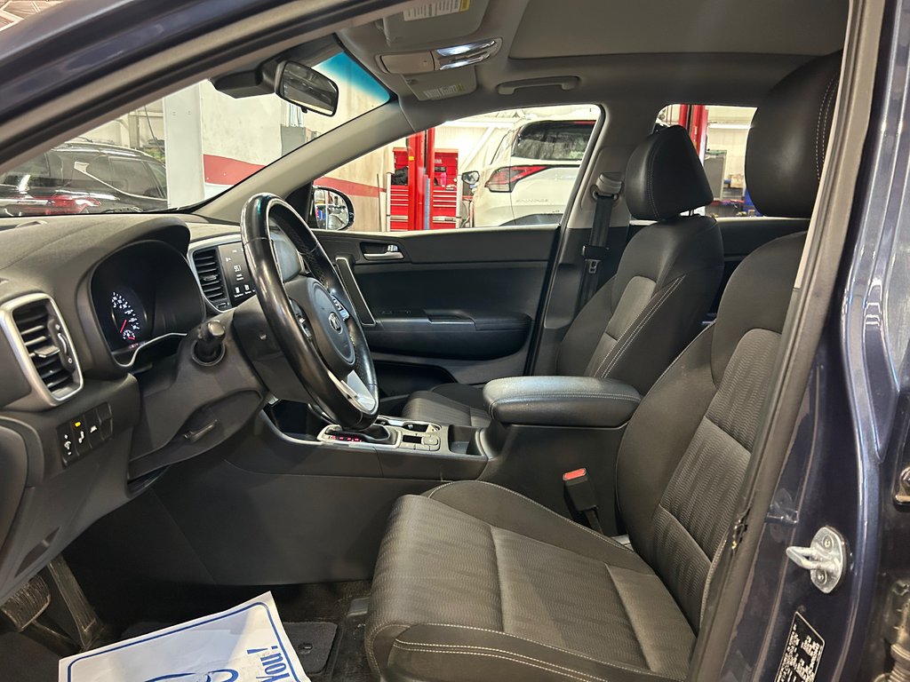 Kia Sportage EX-S, JAMAIS ACCIDENTÉ, TOIT OUVRANT, AWD, MAGS 2022 à Mirabel, Québec - 9 - w1024h768px