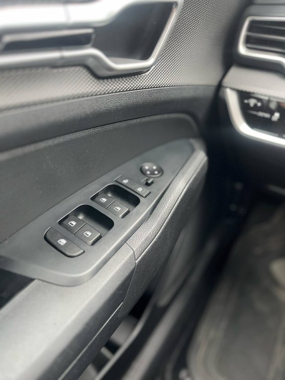 Kia Sportage LX, JAMAIS ACCIDENTÉ, HITCH, SIÈGES CHAUFFANTS 2023 à Mirabel, Québec - 7 - w1024h768px