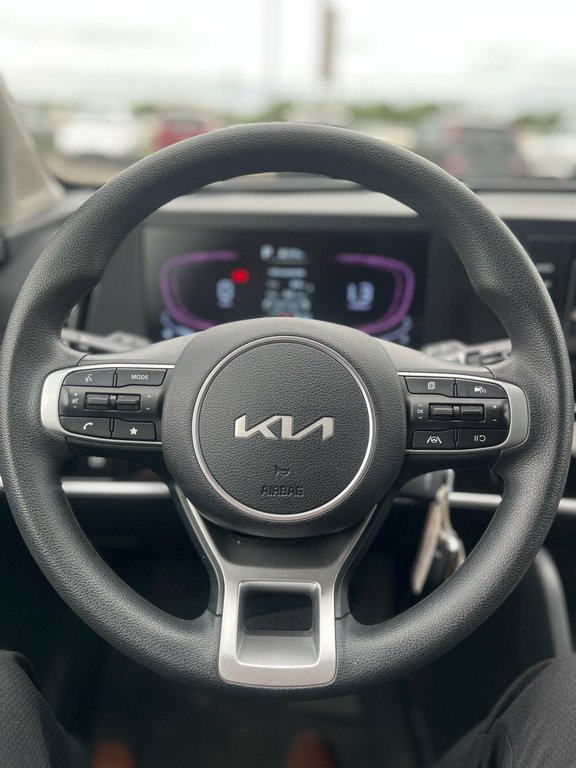 Kia Sportage LX, JAMAIS ACCIDENTÉ, HITCH, SIÈGES CHAUFFANTS 2023 à Mirabel, Québec - 9 - w1024h768px