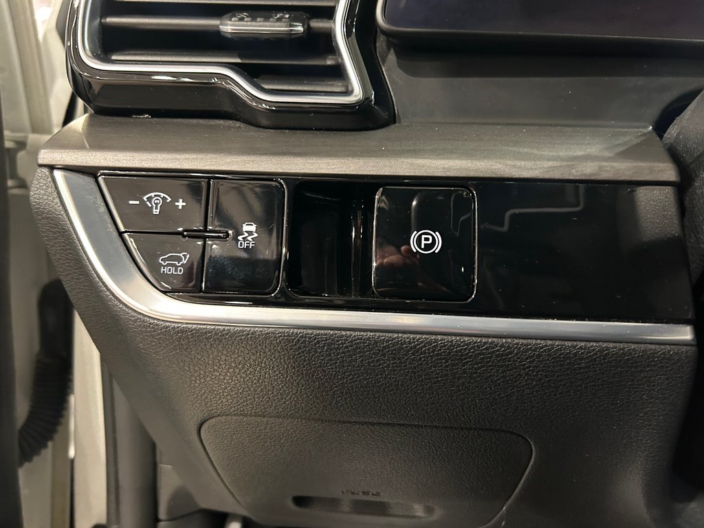Kia Sportage X-Line Limited, JAMAIS ACCIDENTÉ, 8 PNEUS, CUIR 2023 à Mirabel, Québec - 31 - w1024h768px