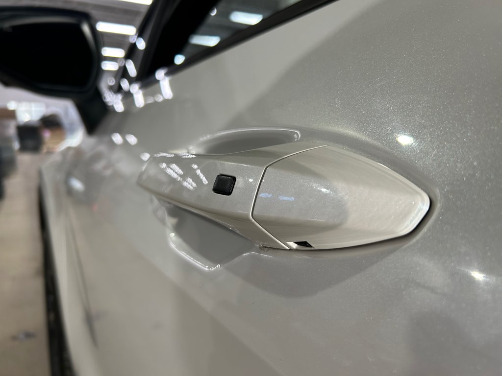 Kia Sportage X-Line Limited, JAMAIS ACCIDENTÉ, 8 PNEUS, CUIR 2023 à Mirabel, Québec - 19 - w1024h768px