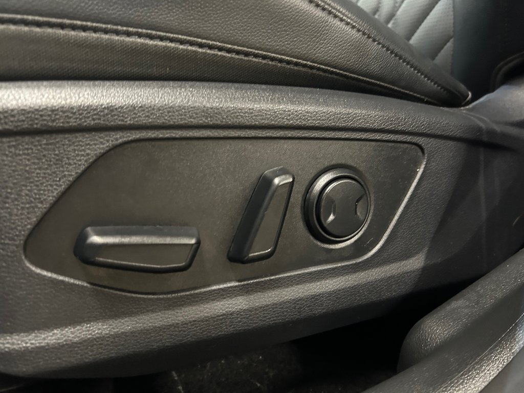 Kia Sportage X-Line Limited, JAMAIS ACCIDENTÉ, CUIR, TOIT, AWD 2023 à Mirabel, Québec - 12 - w1024h768px