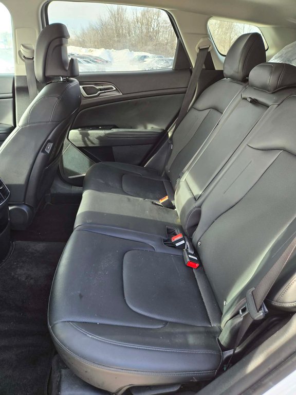 Kia Sportage EX, JAMAIS ACCIDENTÉ, 8 PNEUS, CUIR, TOIT, AWD 2023 à Mirabel, Québec - 20 - w1024h768px