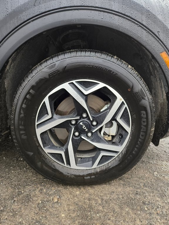 Kia Sportage LX, JAMAIS ACCIDENTÉ, AWD, SIÈGES CHAUFFANTS 2025 à Mirabel, Québec - 6 - w1024h768px