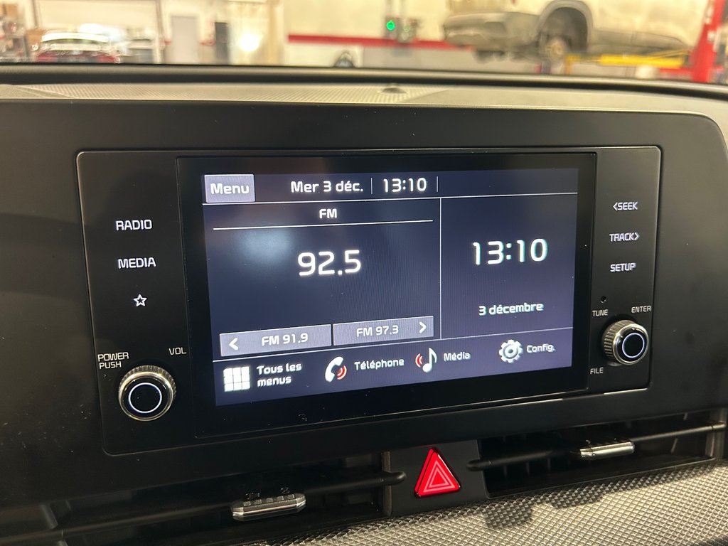 Kia Sportage LX, JAMAIS ACCIDENTÉ, AWD, SIÈGES CHAUFFANTS 2025 à Mirabel, Québec - 16 - w1024h768px