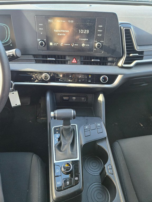 Kia Sportage LX, JAMAIS ACCIDENTÉ, AWD, SIÈGES CHAUFFANTS 2025 à Mirabel, Québec - 15 - w1024h768px
