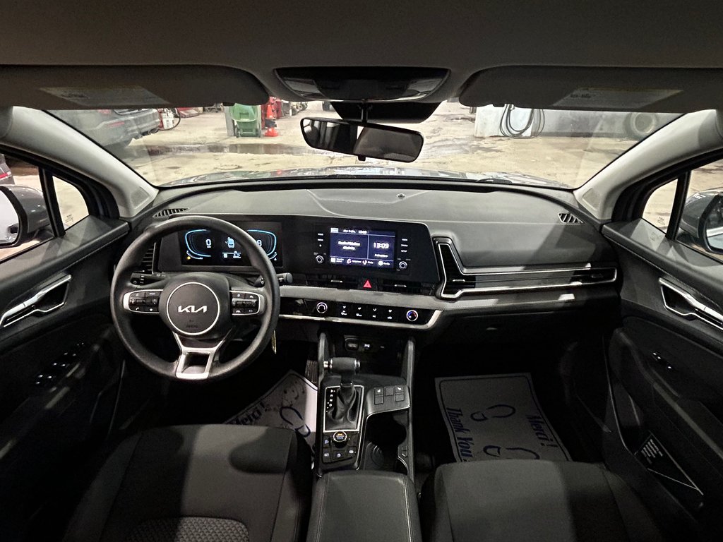 Kia Sportage LX, JAMAIS ACCIDENTÉ, AWD, SIÈGES CHAUFFANTS 2025 à Mirabel, Québec - 4 - w1024h768px
