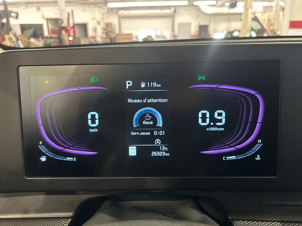 Kia Sportage LX, JAMAIS ACCIDENTÉ, AWD, SIÈGES CHAUFFANTS 2025 à Mirabel, Québec - 11 - w1024h768px