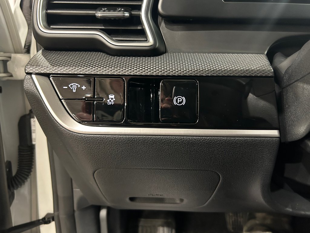 Kia Sportage LX, JAMAIS ACCIDENTÉ, AWD, SIÈGES CHAUFFANTS, MAGS 2025 à Mirabel, Québec - 21 - w1024h768px