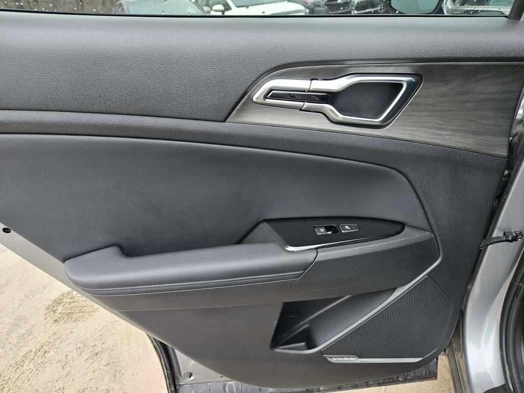 2025 Kia Sportage X-Line Limited, JAMAIS ACCIDENT, CUIR, TOIT, AWD in Mirabel, Quebec - 18 - w1024h768px