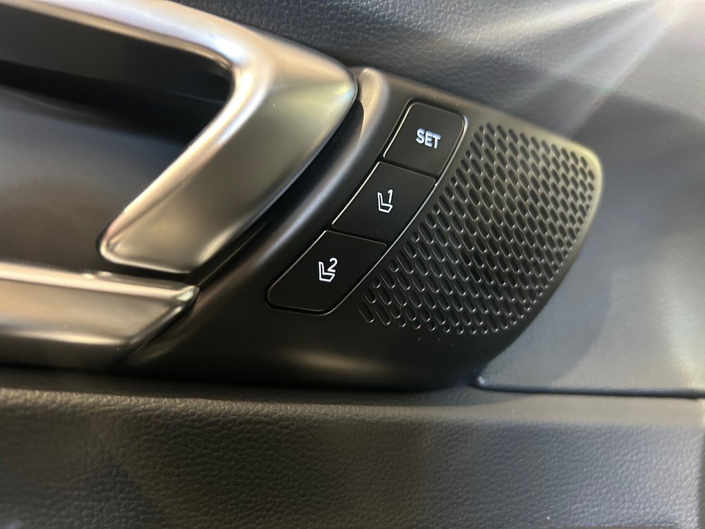 2023 Kia Telluride SX L, GPS, HUB, TOIT, AWD, 7 PASSAGERS in Mirabel, Quebec - 9 - w1024h768px