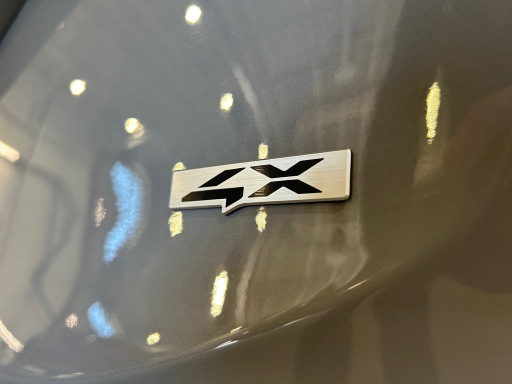 2023 Kia Telluride SX L, GPS, HUB, TOIT, AWD, 7 PASSAGERS in Mirabel, Quebec - 47 - w1024h768px