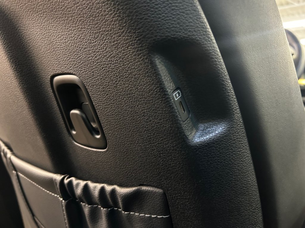 2023 Kia Telluride SX L, GPS, HUB, TOIT, AWD, 7 PASSAGERS in Mirabel, Quebec - 45 - w1024h768px