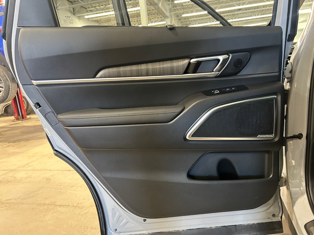 2023 Kia Telluride SX L, GPS, HUB, TOIT, AWD, 7 PASSAGERS in Mirabel, Quebec - 38 - w1024h768px