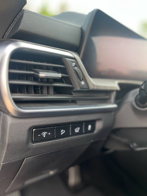 2023 Kia Telluride SX, 8 PASSAGERS, CUIR, TOIT, AWD, HITCH, GPS in Mirabel, Quebec - 10 - w1024h768px