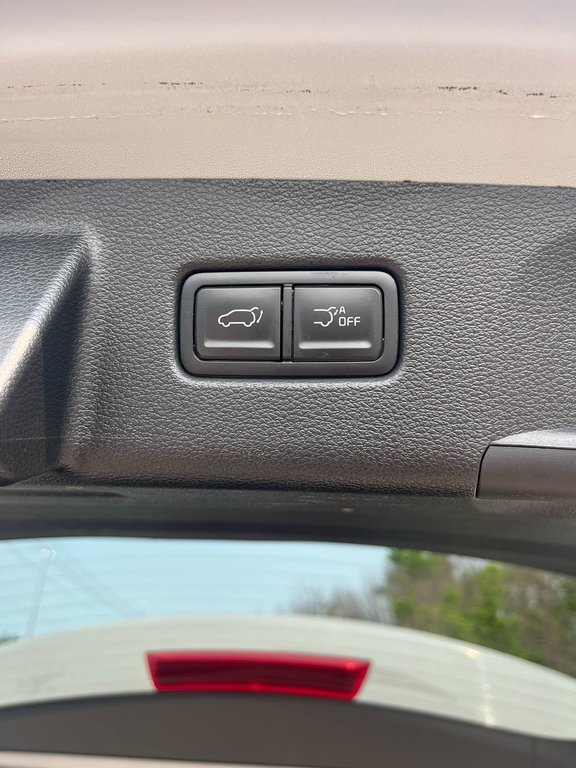 2023 Kia Telluride SX, 8 PASSAGERS, CUIR, TOIT, AWD, HITCH, GPS in Mirabel, Quebec - 33 - w1024h768px
