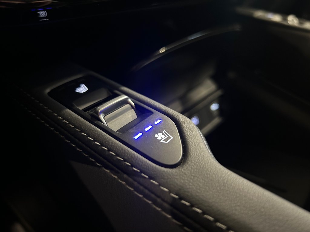 Kia Telluride SX, 8 PASSAGERS, CUIR, TOIT, AWD, HITCH, GPS 2023 à Mirabel, Québec - 23 - w1024h768px