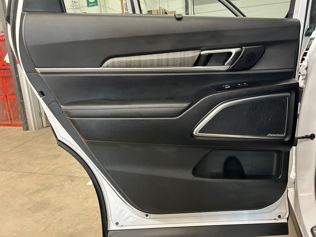 2023 Kia Telluride SX Limited, JAMAIS ACCIDENTÉ, 7 PASSAGERS, CUIR, in Mirabel, Quebec - 37 - w1024h768px