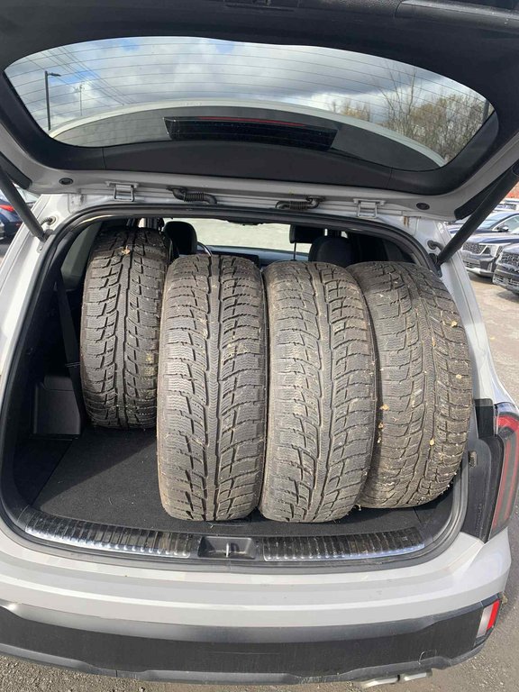 Kia Telluride X-LINE, JAMAIS ACCIDENTÉ,8 PNEUS, 6 PASSAGERS 2023 à Mirabel, Québec - 20 - w1024h768px