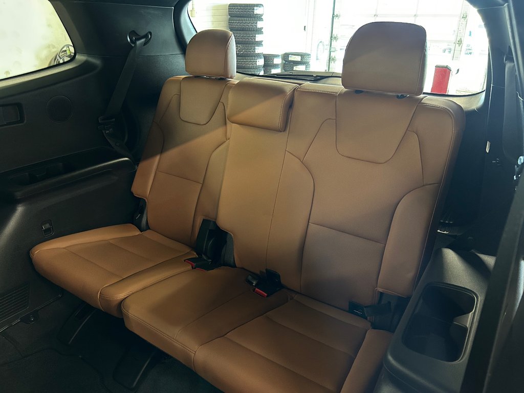 2024 Kia Telluride X-PRO, JAMAIS ACCIDENTÉ, 6 PASSAGERS, CUIR, AWD in Mirabel, Quebec - 38 - w1024h768px