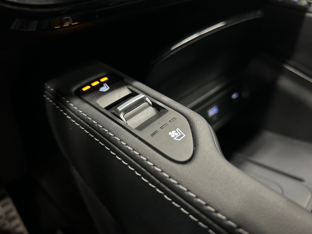 Kia Telluride X-LINE, JAMAIS ACCIDENTÉ, 7 PASSAGERS, CUIR, AWD 2024 à Mirabel, Québec - 30 - w1024h768px