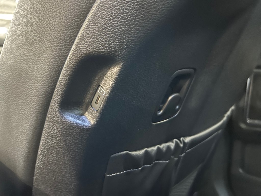 Kia Telluride X-LINE, JAMAIS ACCIDENTÉ, 7 PASSAGERS, CUIR, AWD 2024 à Mirabel, Québec - 45 - w1024h768px