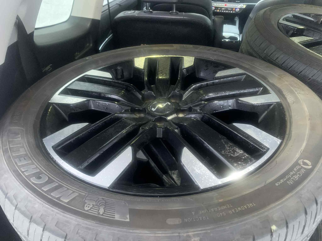 Kia Telluride SXL, JAMAIS ACCIDENTÉ, CUIR, TOIT, GPS, ALCANTARA 2024 à Mirabel, Québec - 4 - w1024h768px