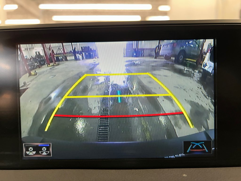 Lexus UX 250h, JAMAIS ACCIDENTÉ, FSPORT, CUIR, AWD 2021 à Mirabel, Québec - 21 - w1024h768px