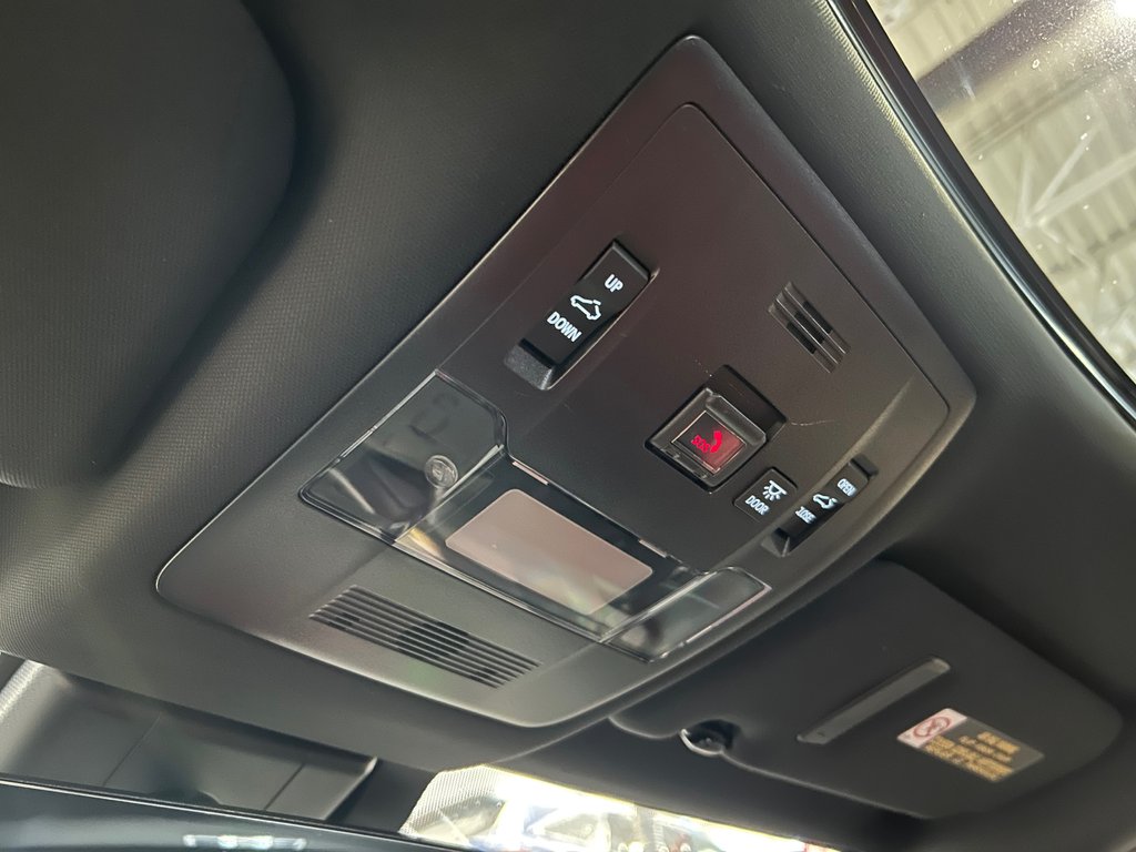 Lexus UX 250h, JAMAIS ACCIDENTÉ, FSPORT, CUIR, AWD 2021 à Mirabel, Québec - 30 - w1024h768px