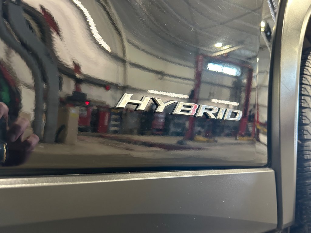 Lexus UX 250h, JAMAIS ACCIDENTÉ, FSPORT, CUIR, AWD 2021 à Mirabel, Québec - 16 - w1024h768px