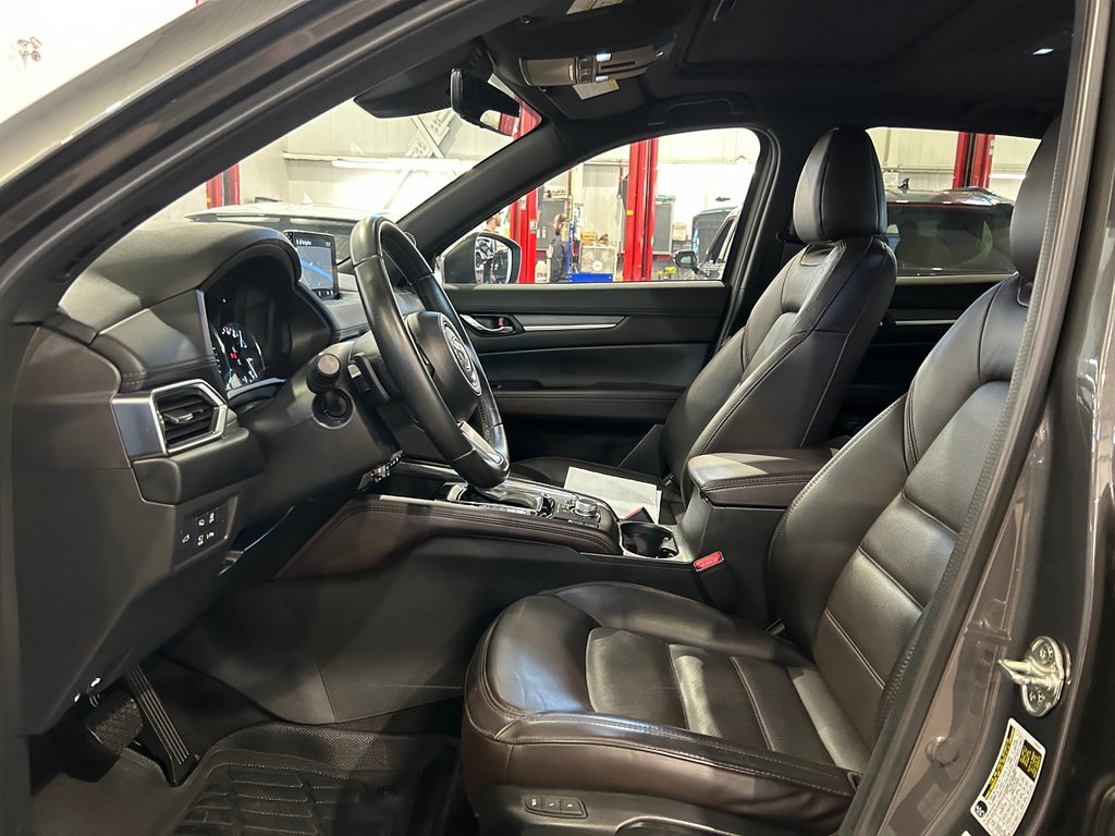 2021 Mazda CX-5 Signature, JAMAIS ACCIDENTÉ, 8 PNEUS, CUIR, TOIT in Mirabel, Quebec - 10 - w1024h768px
