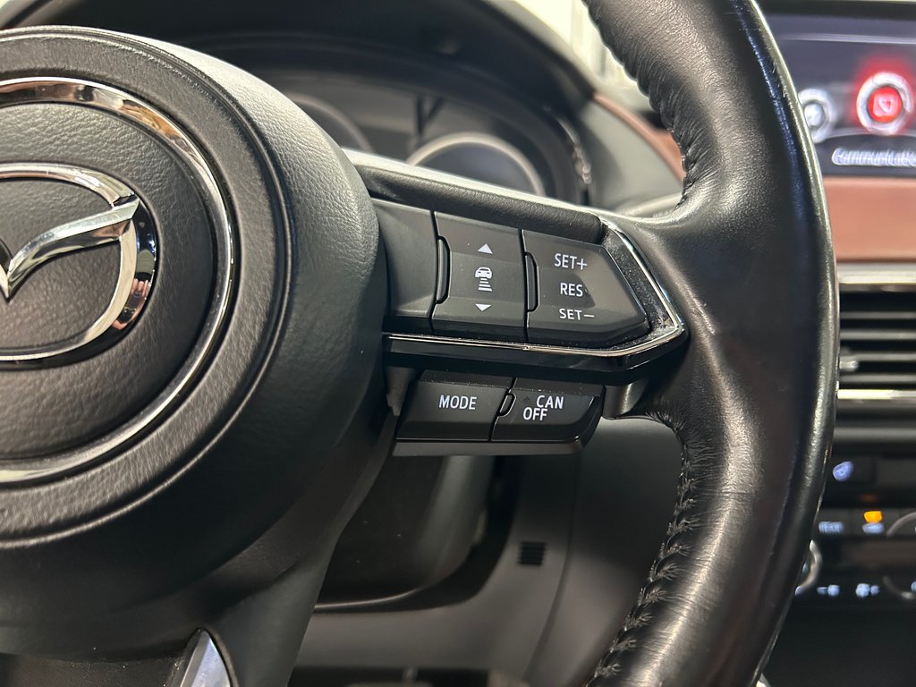 Mazda CX-9 Signature, 8 PNEUS, CUIR, TOIT, AWD, HITCH, MAGS 2017 à Mirabel, Québec - 17 - w1024h768px