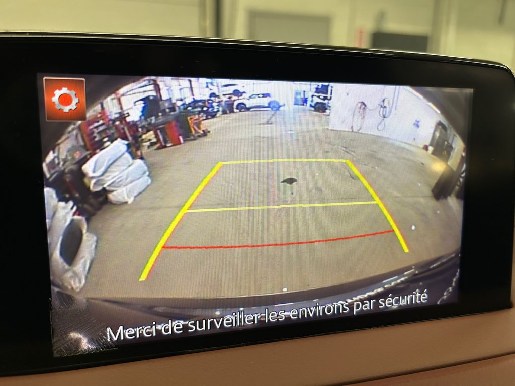 Mazda CX-9 Signature, 8 PNEUS, CUIR, TOIT, AWD, HITCH, MAGS 2017 à Mirabel, Québec - 22 - w1024h768px