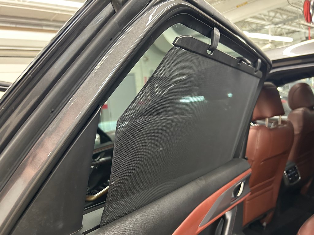 Mazda CX-9 Signature, 8 PNEUS, CUIR, TOIT, AWD, HITCH, MAGS 2017 à Mirabel, Québec - 30 - w1024h768px