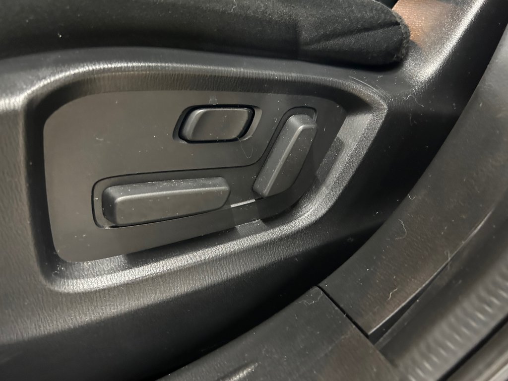 Mazda CX-9 GS, JAMAIS ACCIDENTÉ, 8 PNEUS, 7 PASSAGERS, AWD 2017 à Mirabel, Québec - 10 - w1024h768px