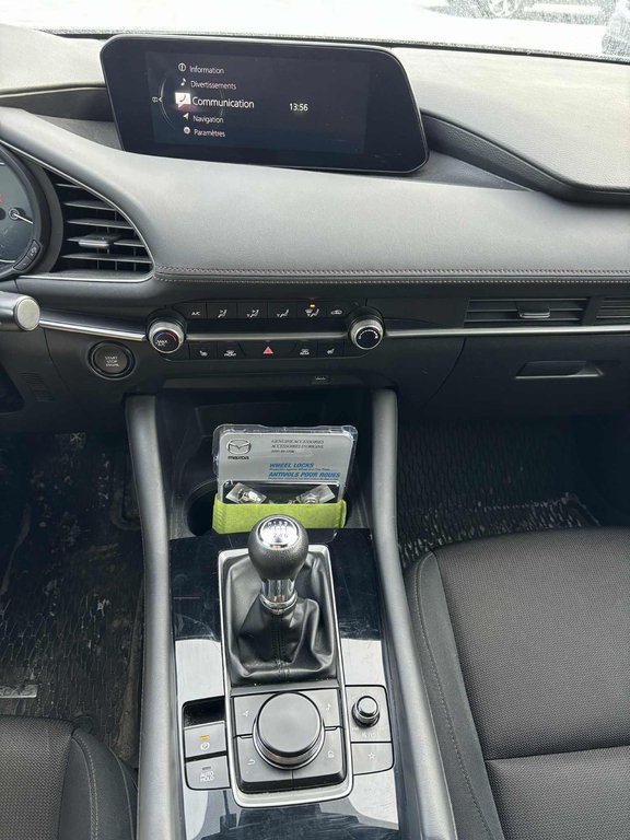 Mazda 3 Sport GX, JAMAIS ACCIDENTÉ, SIÈGES CHAUFFANTS 2021 à Mirabel, Québec - 14 - w1024h768px