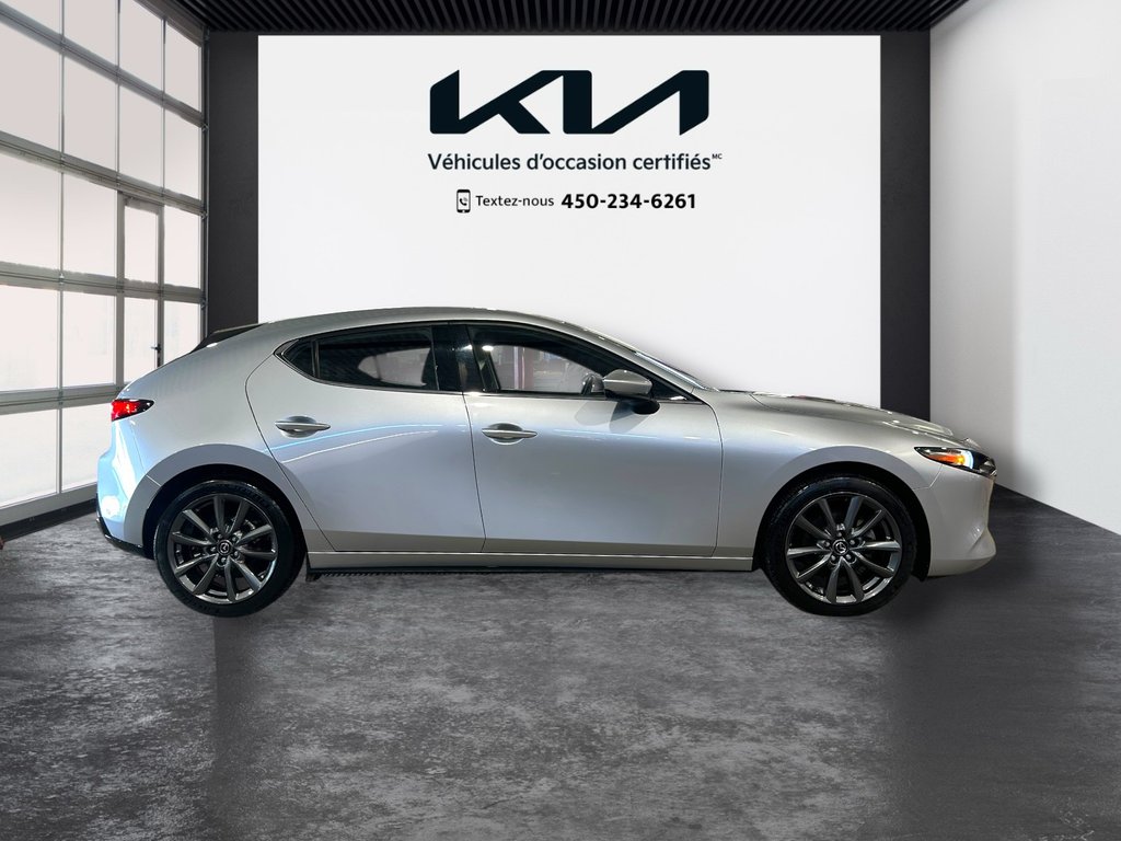 Mazda 3 Sport GT, JAMAIS ACCIDENTÉ, 8 PNEUS, CUIR, TOIT, AWD 2023 à Mirabel, Québec - 35 - w1024h768px