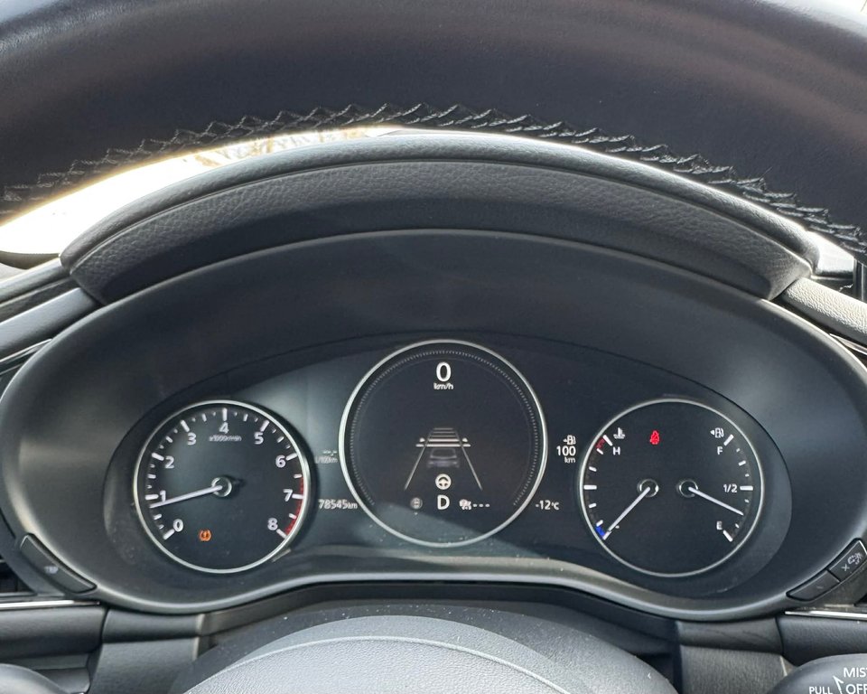 Mazda 3 Sport GT, JAMAIS ACCIDENTÉ, 8 PNEUS, CUIR, TOIT, AWD 2023 à Mirabel, Québec - 10 - w1024h768px