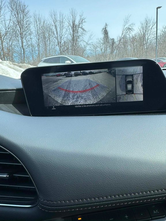 Mazda 3 Sport GT, JAMAIS ACCIDENTÉ, 8 PNEUS, CUIR, TOIT, AWD 2023 à Mirabel, Québec - 14 - w1024h768px