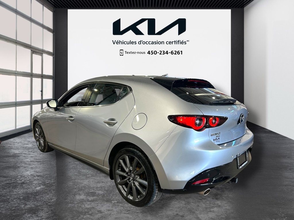 Mazda 3 Sport GT, JAMAIS ACCIDENTÉ, 8 PNEUS, CUIR, TOIT, AWD 2023 à Mirabel, Québec - 15 - w1024h768px