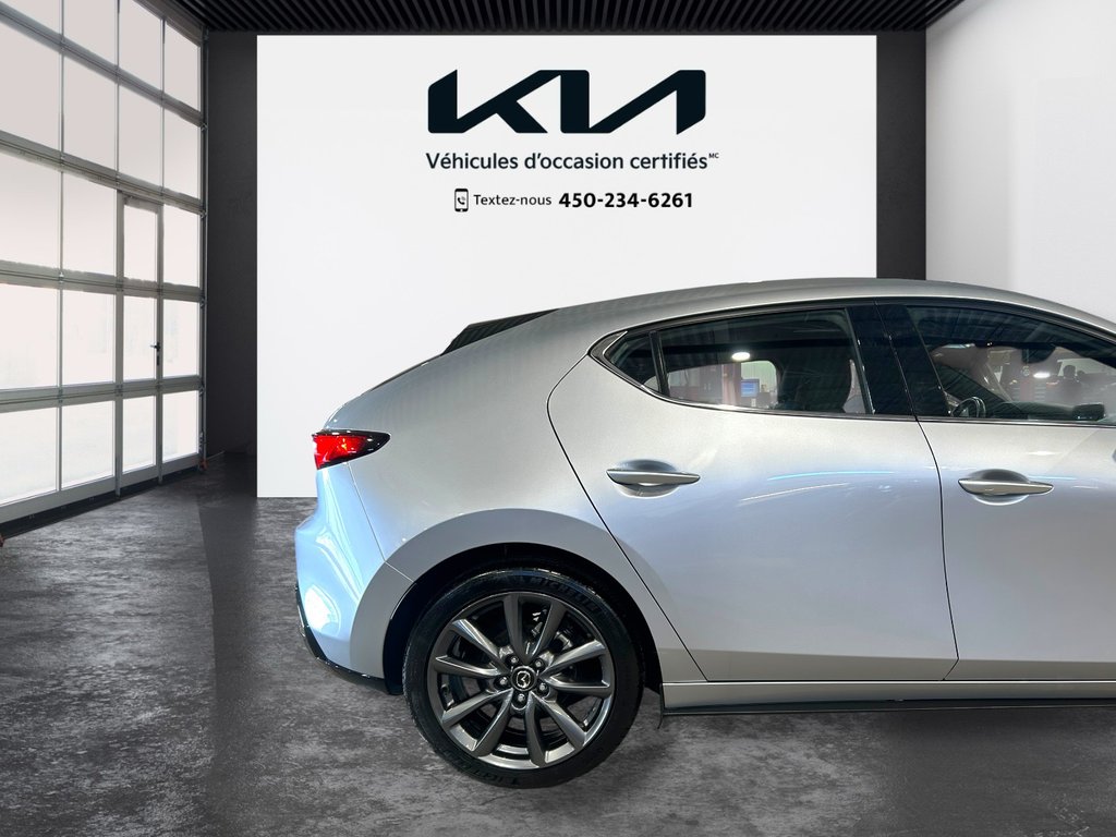 Mazda 3 Sport GT, JAMAIS ACCIDENTÉ, 8 PNEUS, CUIR, TOIT, AWD 2023 à Mirabel, Québec - 36 - w1024h768px