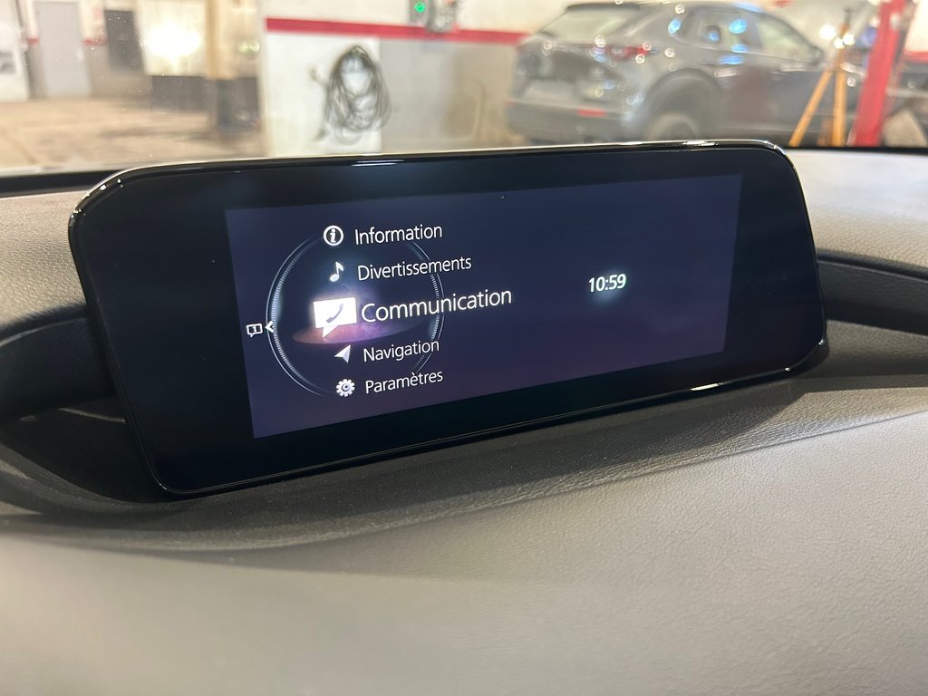 Mazda 3 Sport GT, JAMAIS ACCIDENTÉ, 8 PNEUS, CUIR, TOIT, AWD 2023 à Mirabel, Québec - 21 - w1024h768px