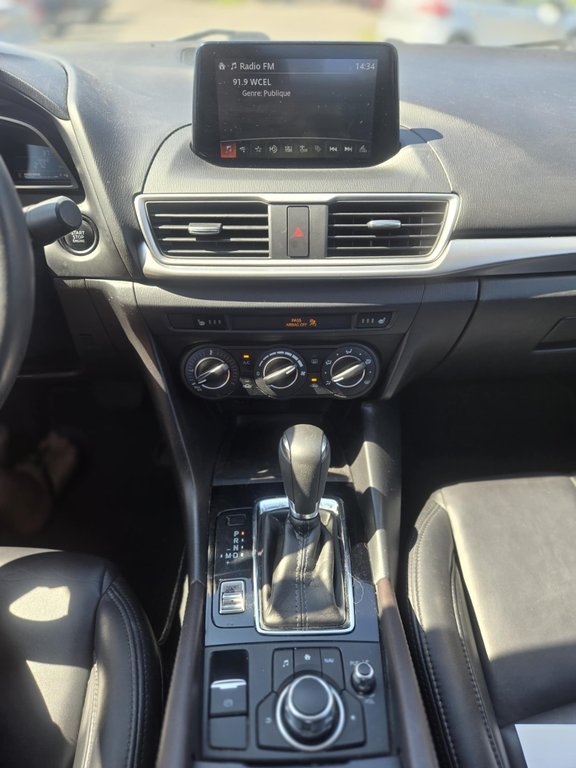 2017 Mazda 3 SE, JAMAIS ACCIDENTÉ, CUIR, AUTOMATIQUE in Mirabel, Quebec - 15 - w1024h768px