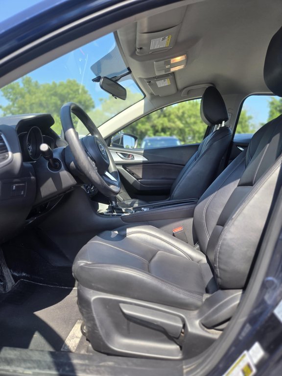 2017 Mazda 3 SE, JAMAIS ACCIDENTÉ, CUIR, AUTOMATIQUE in Mirabel, Quebec - 8 - w1024h768px