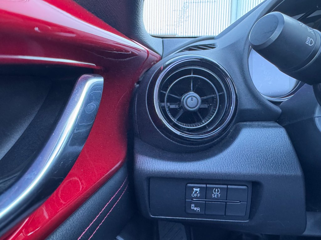 Mazda MX-5 GS, JAMAIS ACCIDENTÉ, AUTOMATIQUE, 3M AVANT 2017 à Mirabel, Québec - 7 - w1024h768px