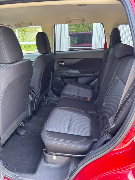 Mitsubishi Outlander SE, 7 PASSAGERS, AWD, 8 PNEUS, V6 2020 à Mirabel, Québec - 18 - w1024h768px